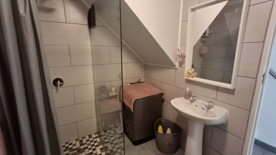 2 Bedroom Property for Sale in Hartenbos Central Western Cape